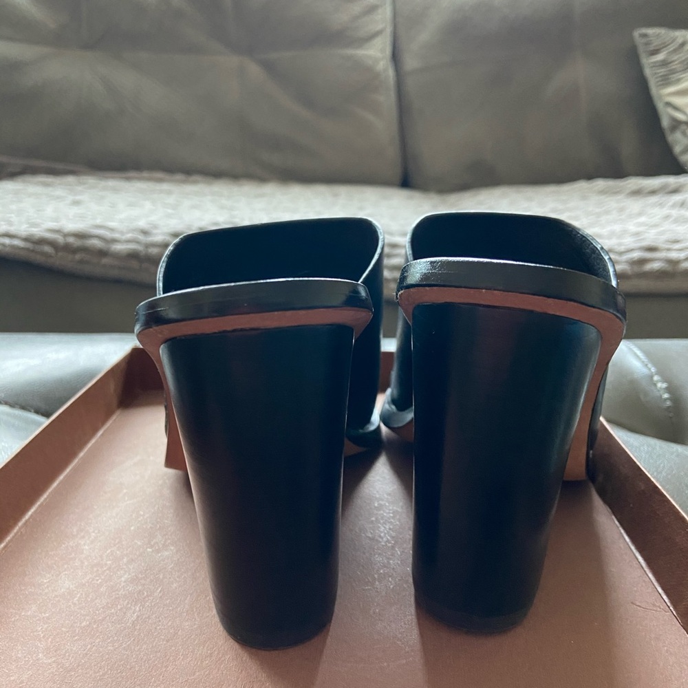 Mules - Picture 5 of 5